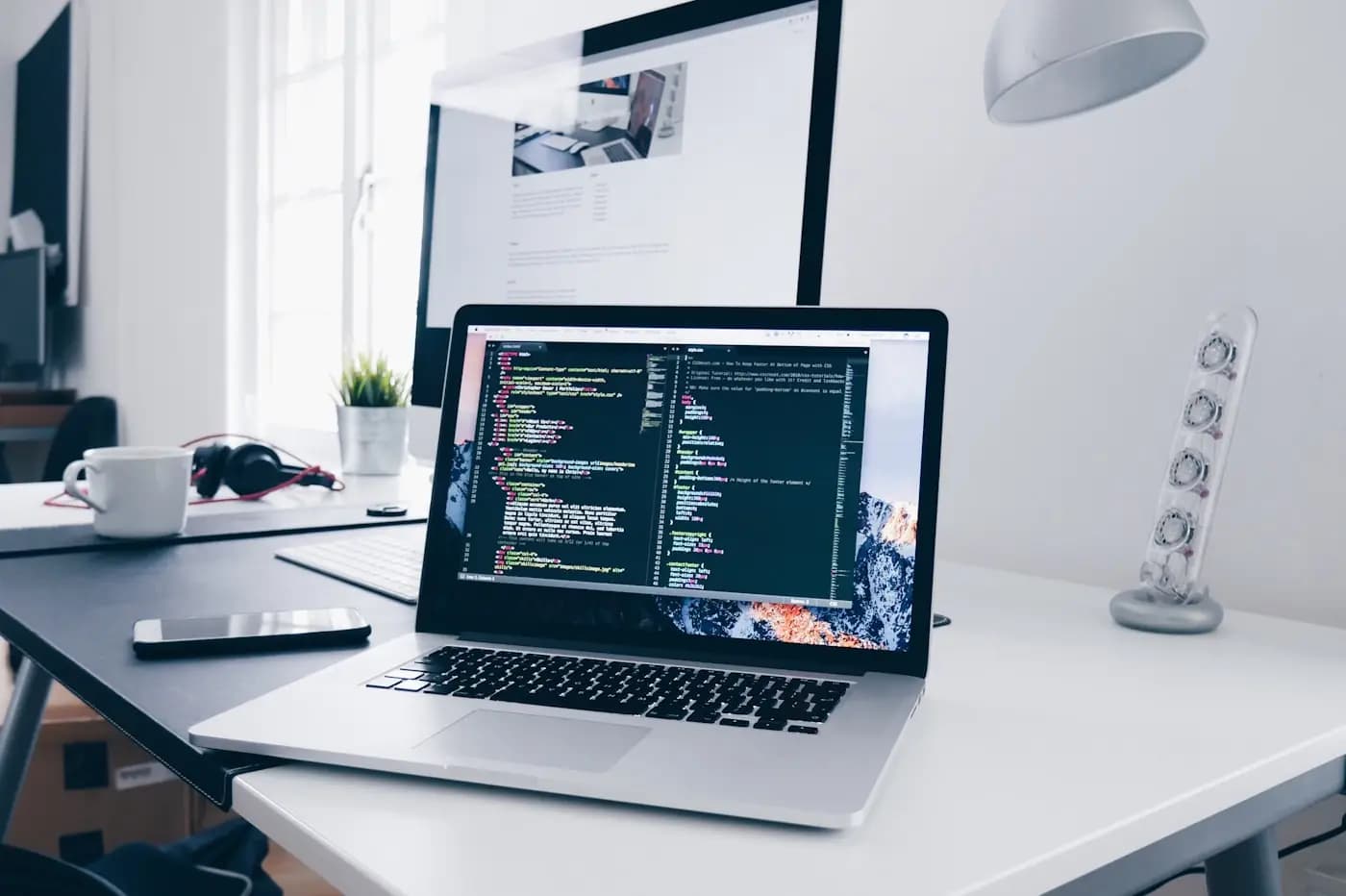 Web Desk